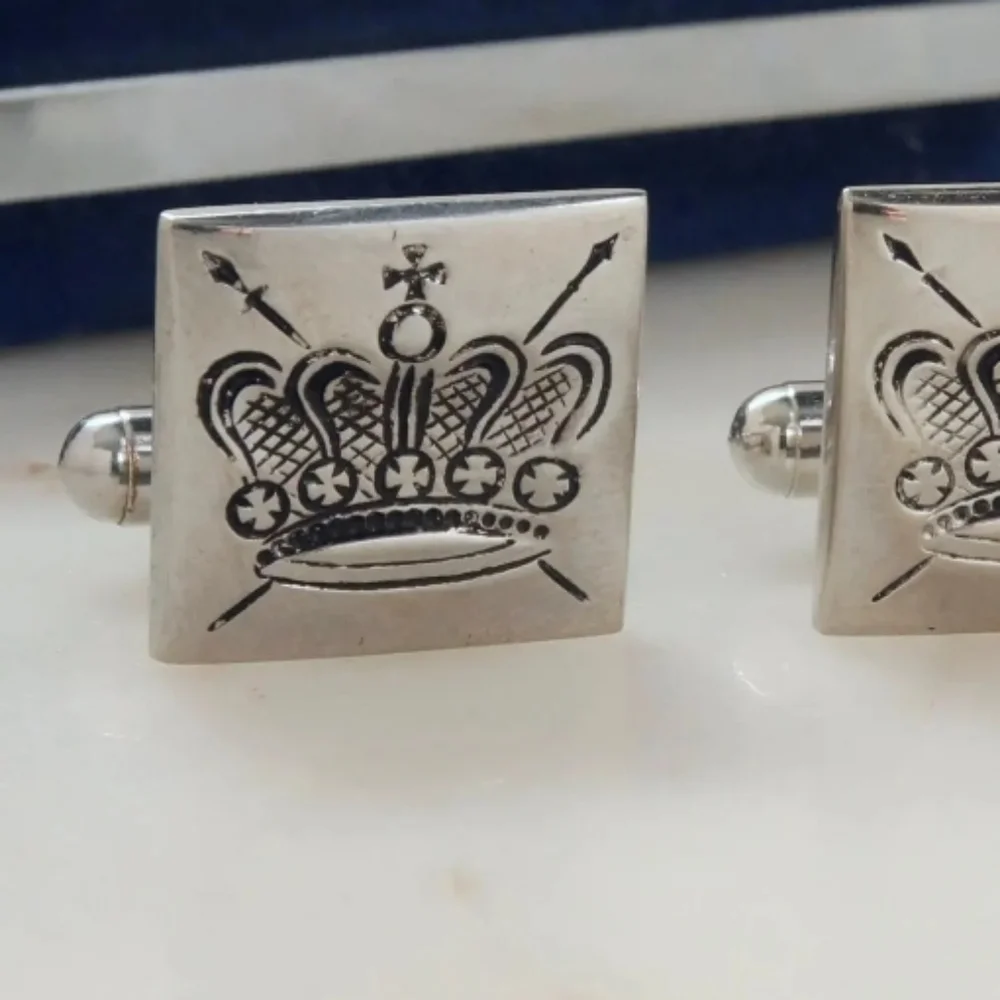 Vintage Silvertone Crown Cufflinks
